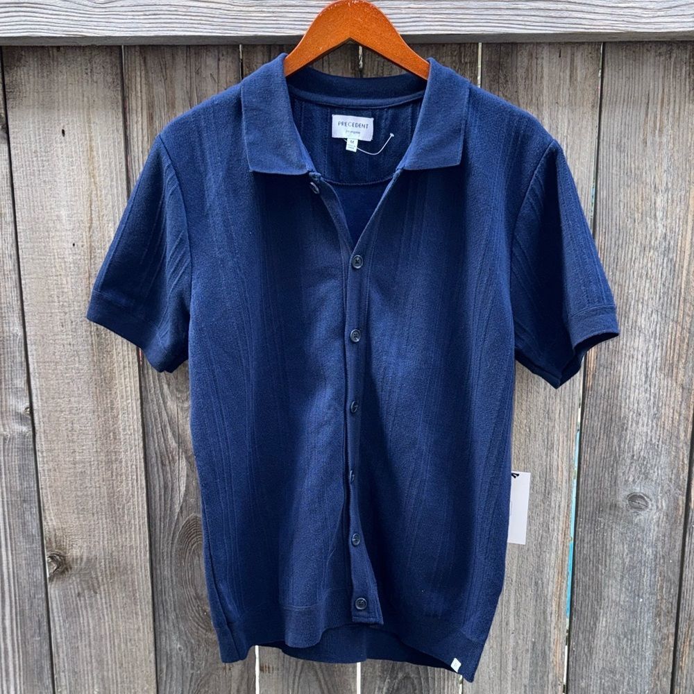Precedent Los Angeles Navy Casual Men's Button-Down Short Sleeve Sweater Medium